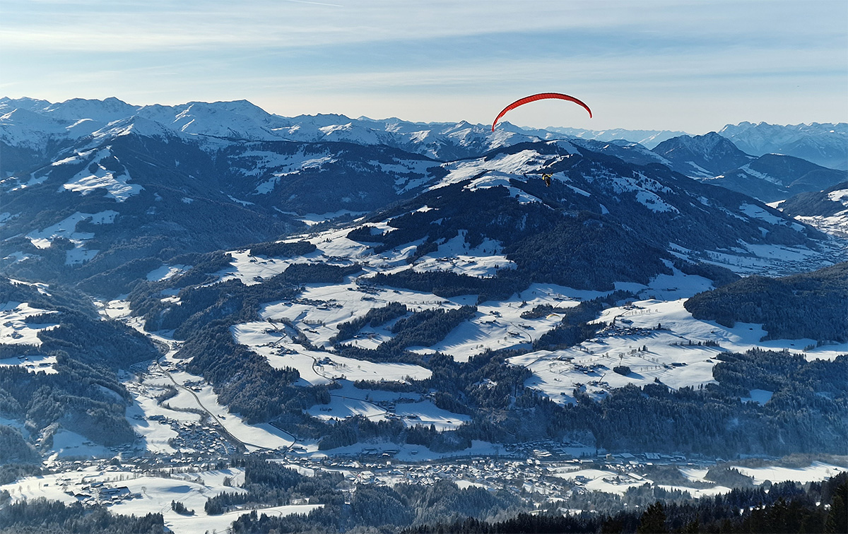 Vergezichten tijdens de SkiWelt Tour